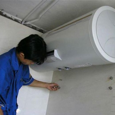 老板热水器维修安装案例